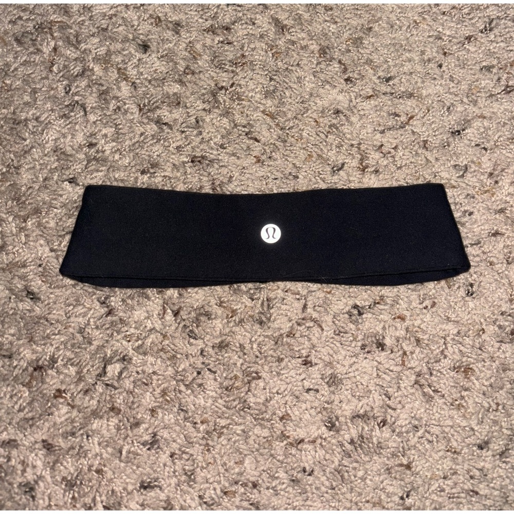 black lululemon headband